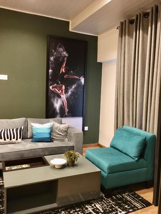 The Greens Luxury Apartment Νουβάρα Ελίγια Εξωτερικό φωτογραφία