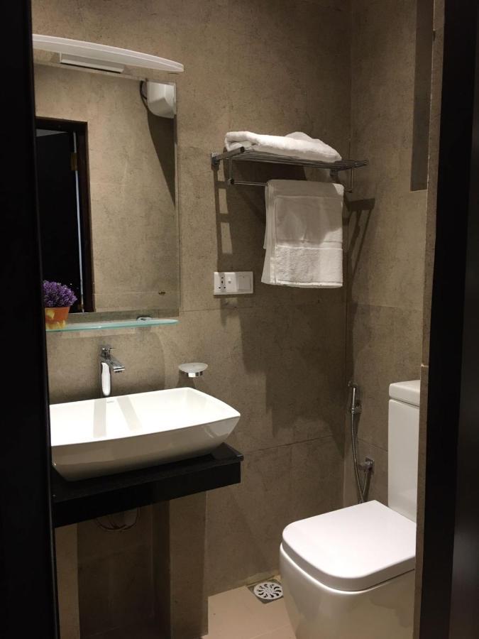 The Greens Luxury Apartment Νουβάρα Ελίγια Εξωτερικό φωτογραφία